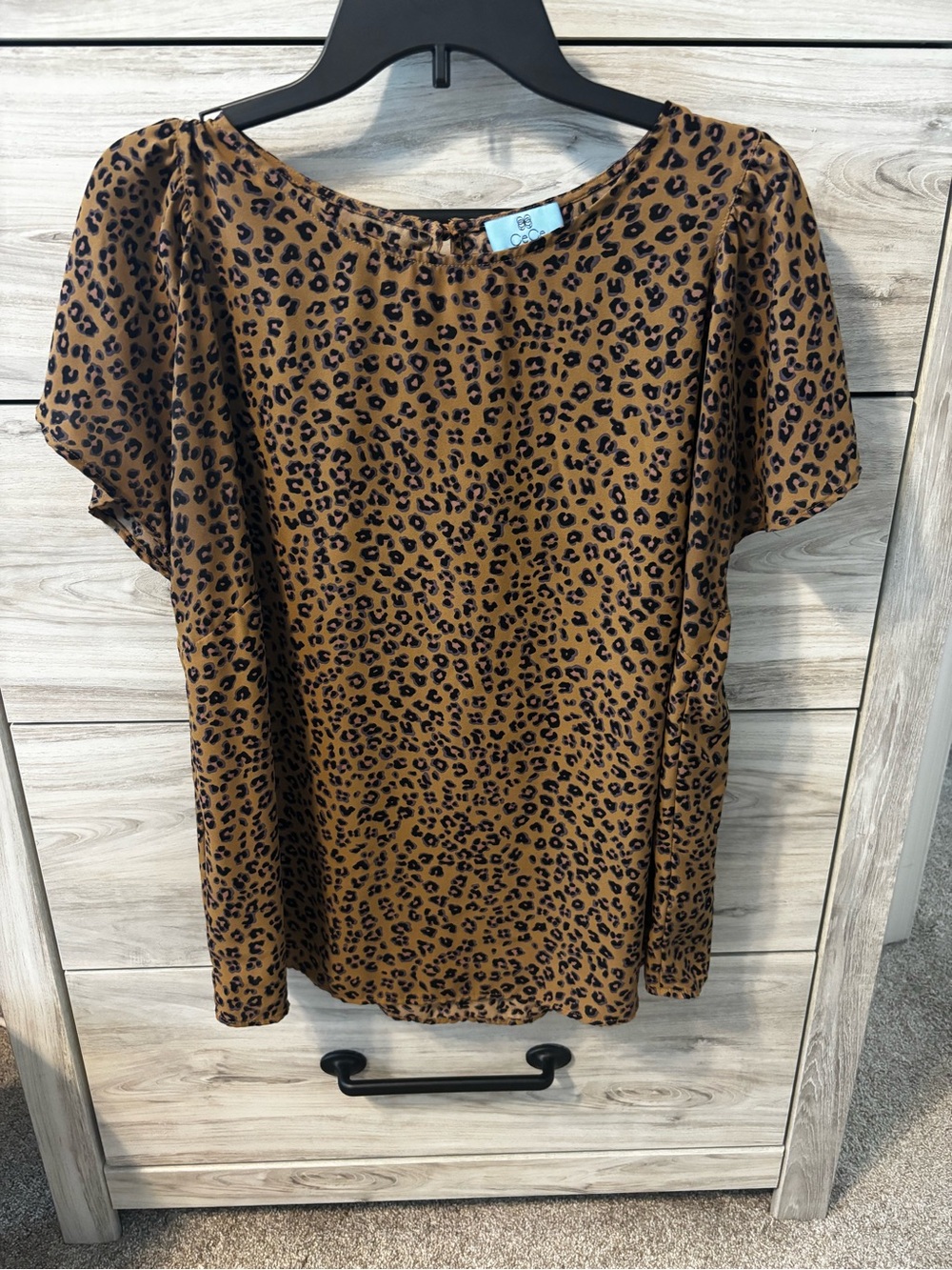CeCe Brown Leopard Print Short Sleeve Tee